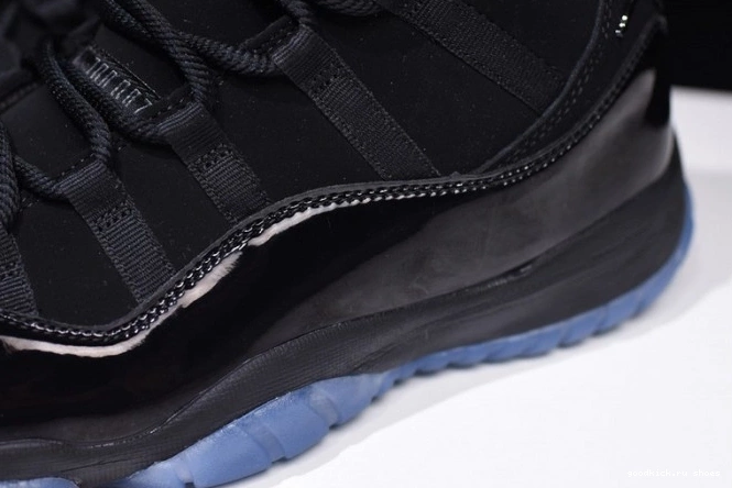 Rep 11 Jordan Air Cap black Gown 378037-005 and 0810